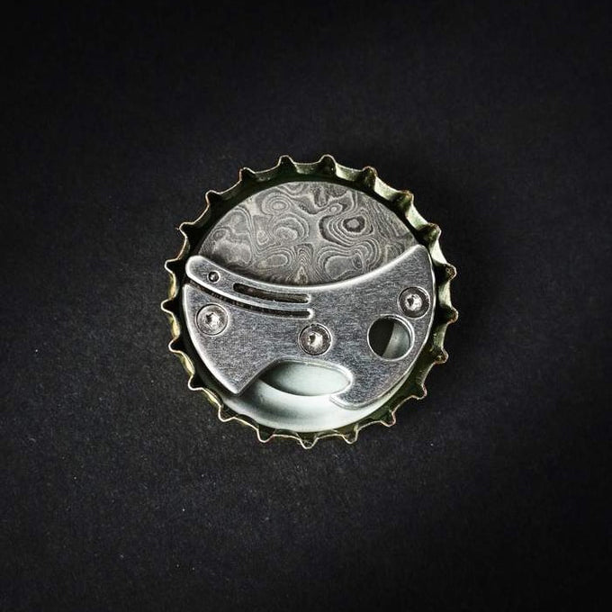 Mini abridor de botellas compacto de titanio y cortador EDC